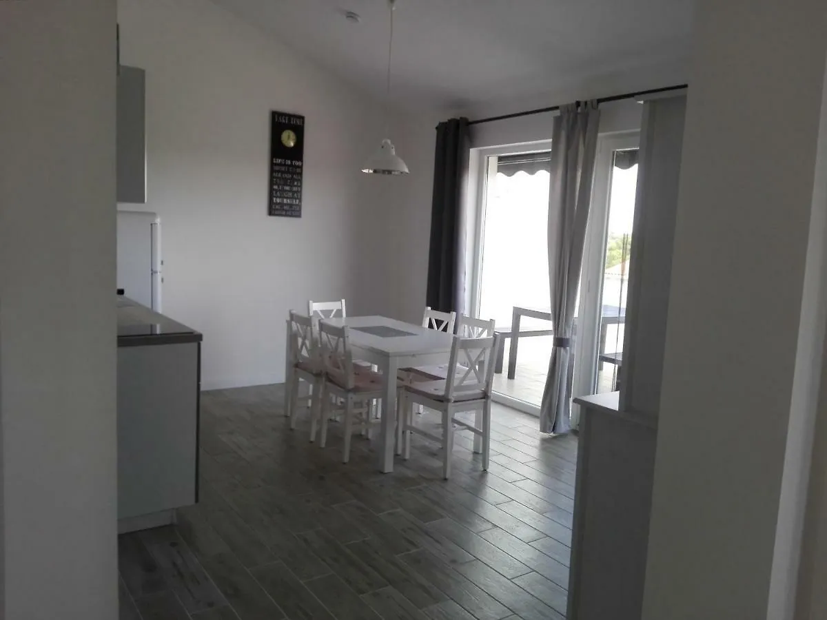Apartment Rosenberg Medulin 0*,